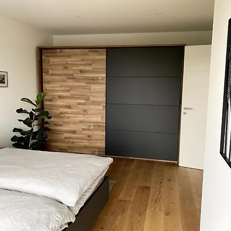 Modernes City-apartment Нойштадт-ан-дер-Вайнштрасе